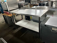 Rvs werktafel - afbeelding 1 van  5