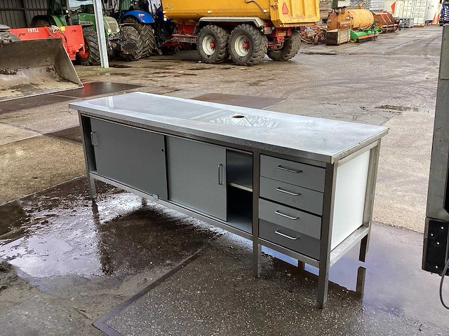 Rvs werktafel - afbeelding 1 van  7