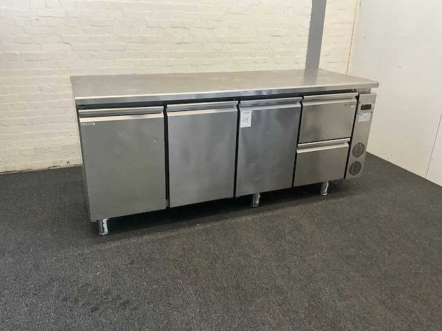 Rvs werktafel - afbeelding 1 van  6