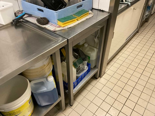 Rvs werktafel - afbeelding 1 van  1