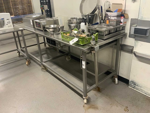 Rvs werktafel - afbeelding 1 van  2