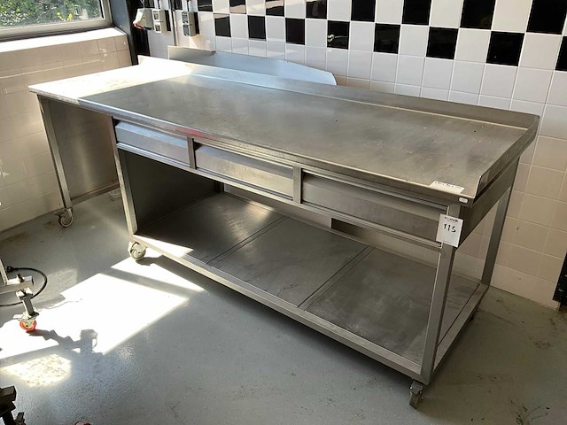 Rvs werktafel - afbeelding 1 van  4