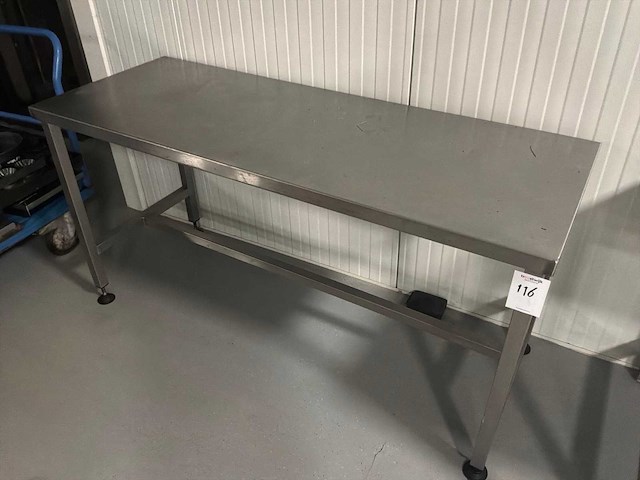 Rvs werktafel - afbeelding 1 van  3