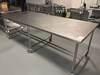 Rvs werktafel - afbeelding 1 van  3