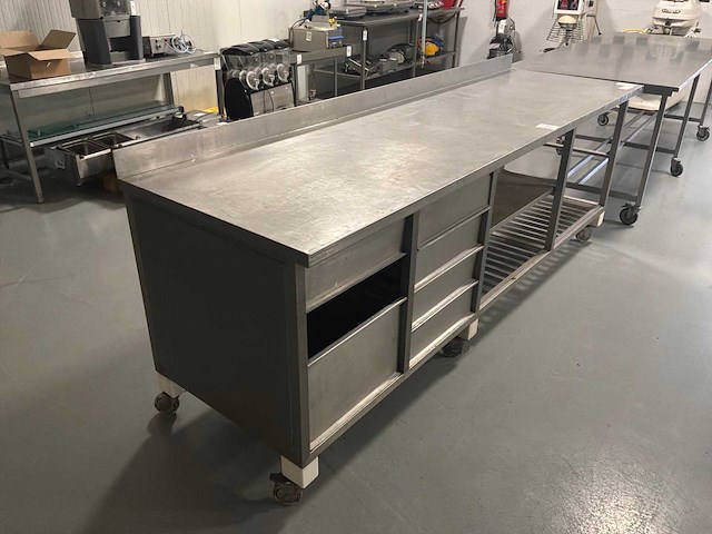 Rvs werktafel - afbeelding 1 van  5