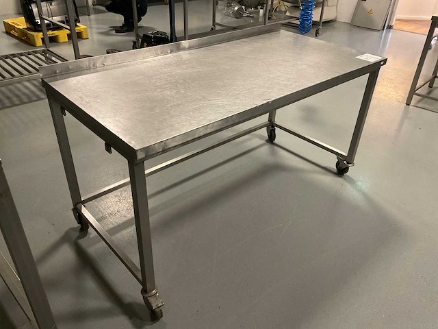 Rvs werktafel - afbeelding 1 van  1