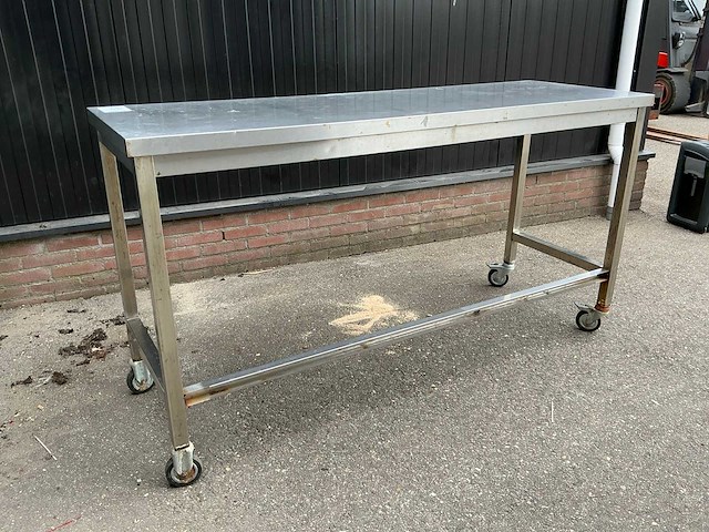 Rvs werktafel - afbeelding 1 van  2