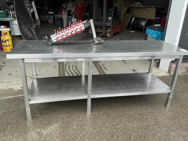 Rvs werktafel - afbeelding 1 van  4