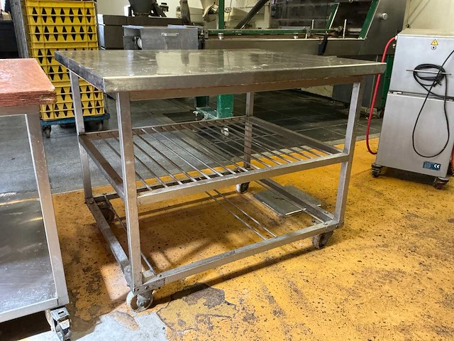 Rvs werktafel - afbeelding 1 van  4