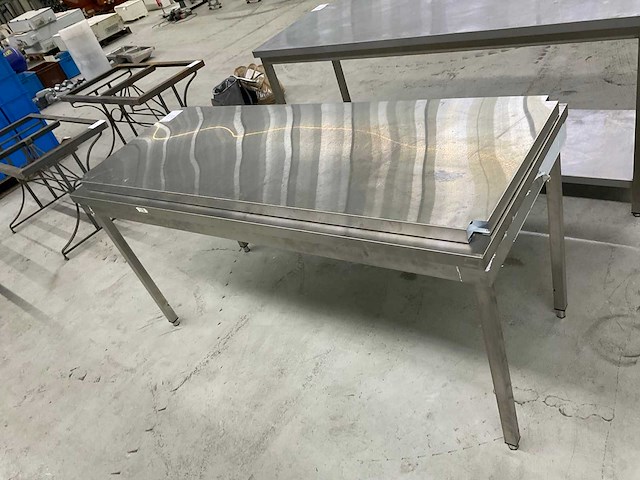 Rvs werktafel - afbeelding 1 van  3