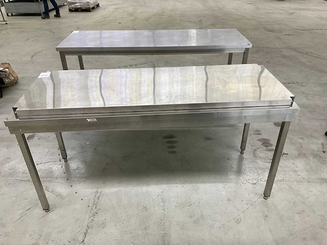 Rvs werktafel - afbeelding 2 van  3