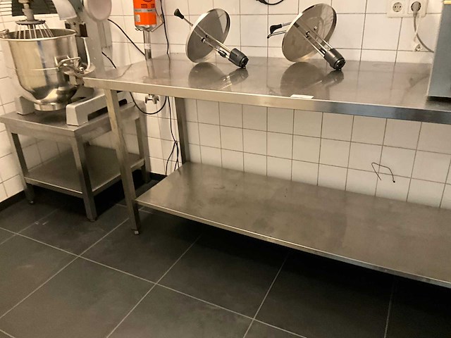 Rvs werktafel - afbeelding 4 van  7
