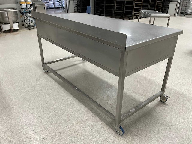 Rvs werktafel - afbeelding 5 van  7