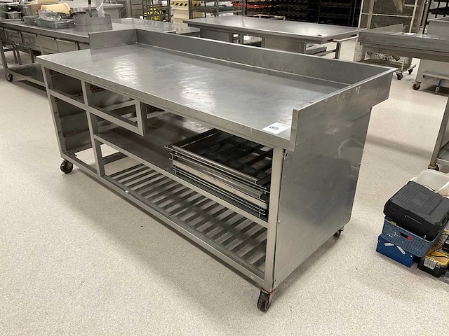 Rvs werktafel - afbeelding 3 van  4
