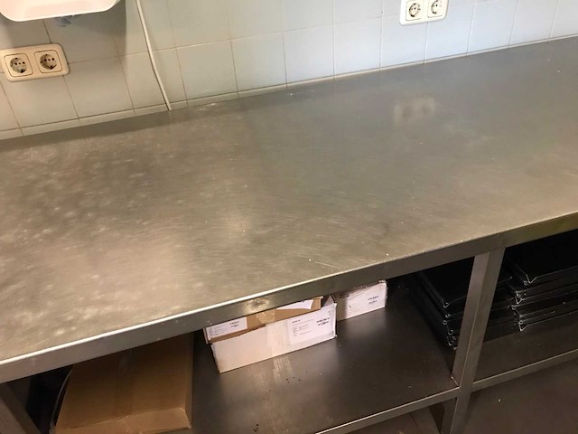 Rvs werktafel - afbeelding 2 van  3