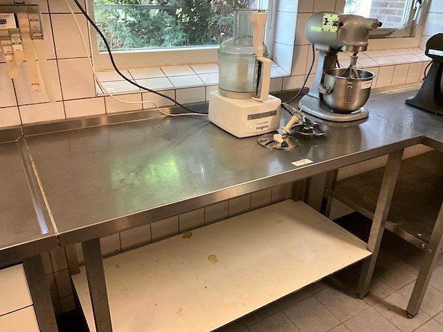 Rvs werktafel - afbeelding 2 van  3