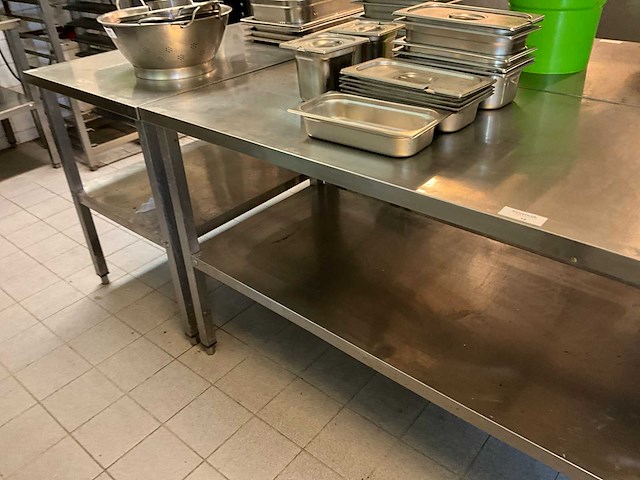 Rvs werktafel - afbeelding 2 van  3
