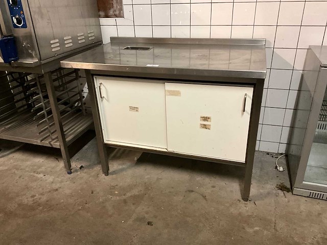 Rvs werktafel - afbeelding 1 van  6