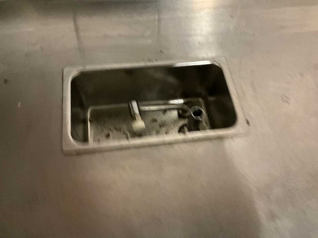 Rvs werktafel - afbeelding 4 van  6
