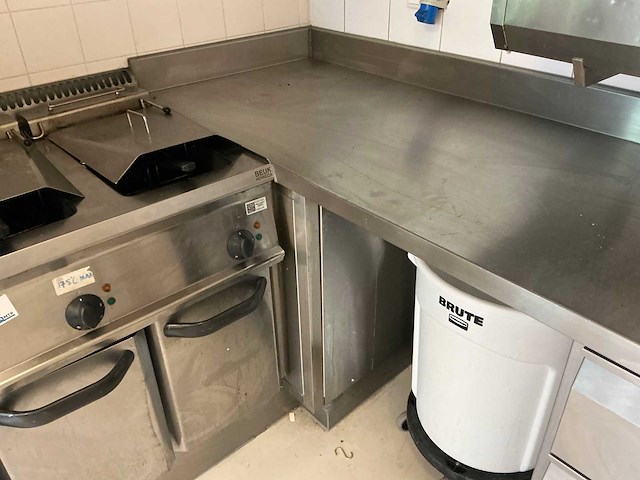 Rvs werktafel - afbeelding 2 van  3