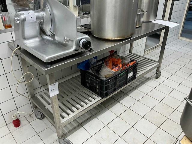 Rvs werktafel - afbeelding 1 van  4