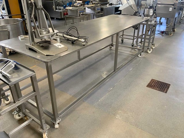 Rvs werktafel - afbeelding 2 van  2