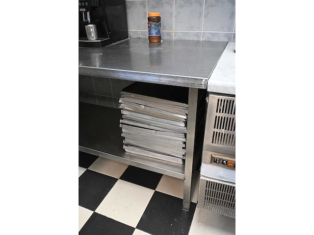 Rvs werktafel - afbeelding 2 van  3