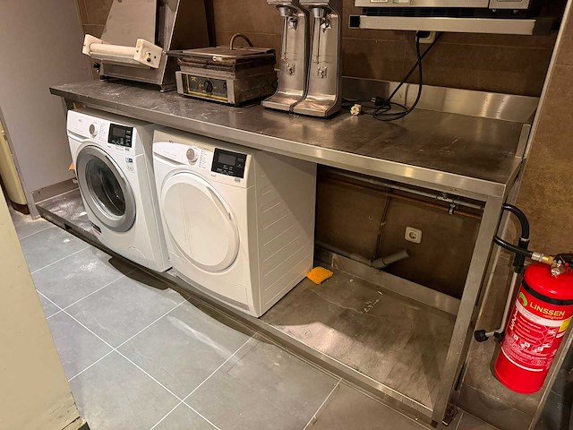 Rvs werktafel - afbeelding 1 van  4