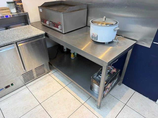 Rvs werktafel - afbeelding 1 van  4