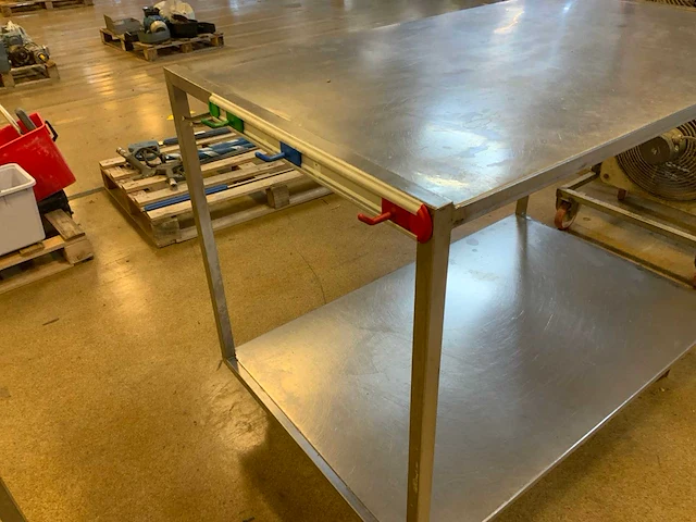 Rvs werktafel - afbeelding 2 van  3