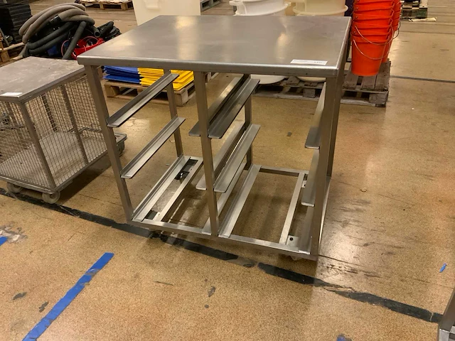 Rvs werktafel - afbeelding 1 van  3