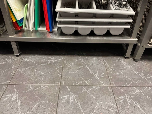 Rvs werktafel - afbeelding 3 van  3