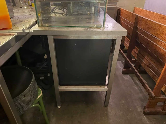 Rvs werktafel - afbeelding 2 van  4