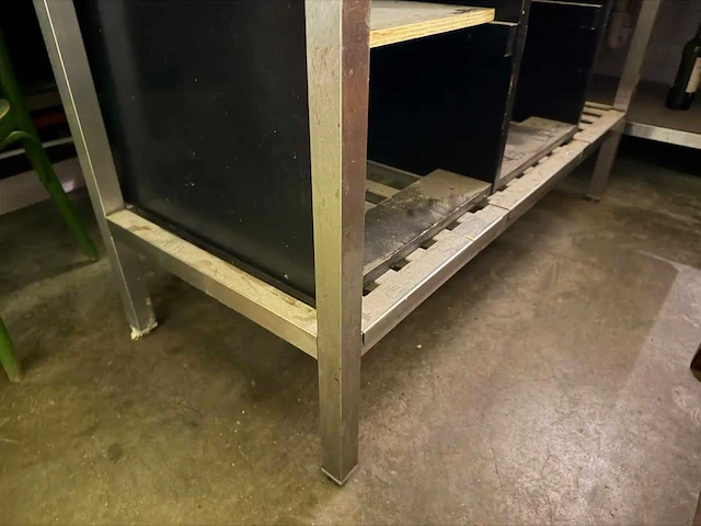 Rvs werktafel - afbeelding 3 van  4