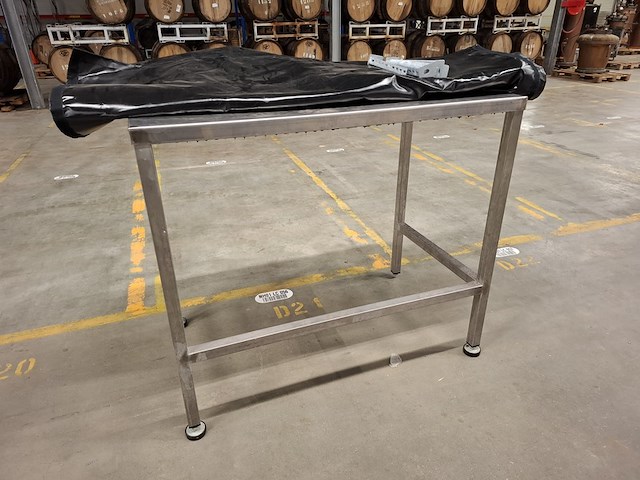 Rvs werktafel - afbeelding 1 van  4