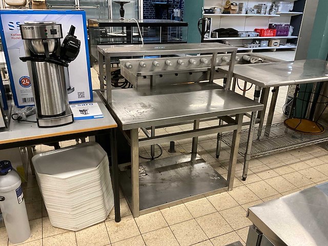 Rvs werktafel - afbeelding 1 van  5
