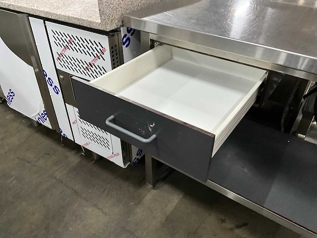 Rvs werktafel - afbeelding 5 van  6
