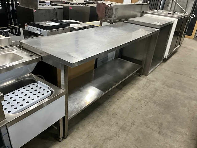 Rvs werktafel - afbeelding 1 van  6