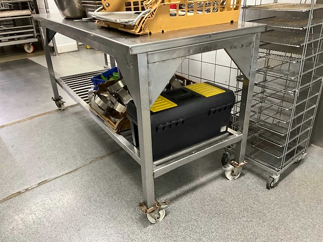 Rvs werktafel - afbeelding 2 van  2