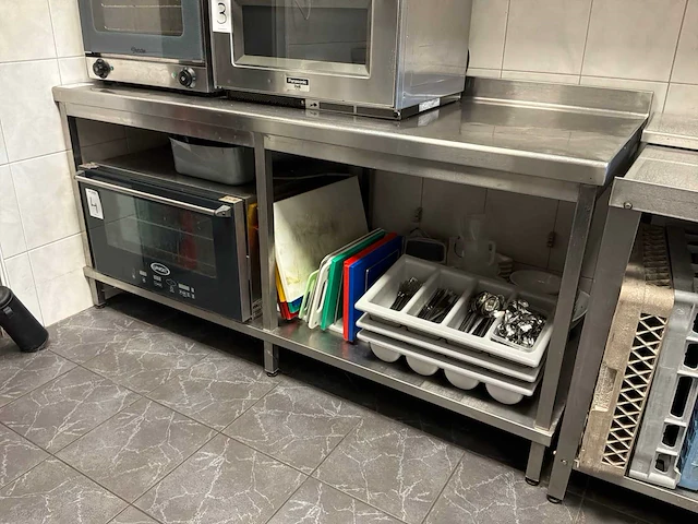 Rvs werktafel - afbeelding 1 van  3