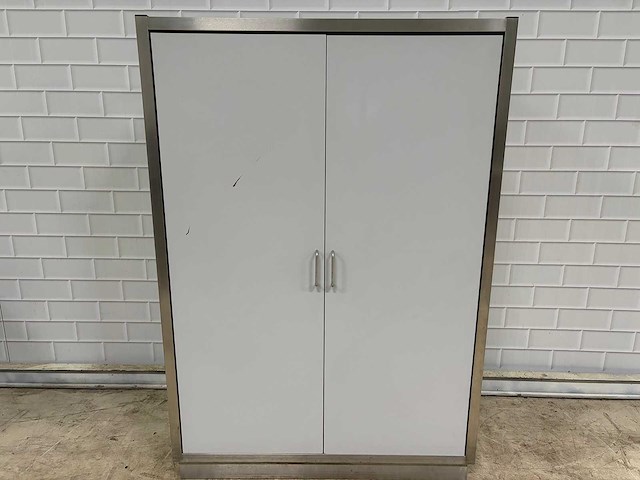 Rvs/trespa kast - afbeelding 1 van  6