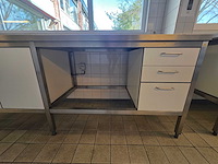 Rvs/trespa werktafel (reeds gedemonteerd) - afbeelding 4 van  5