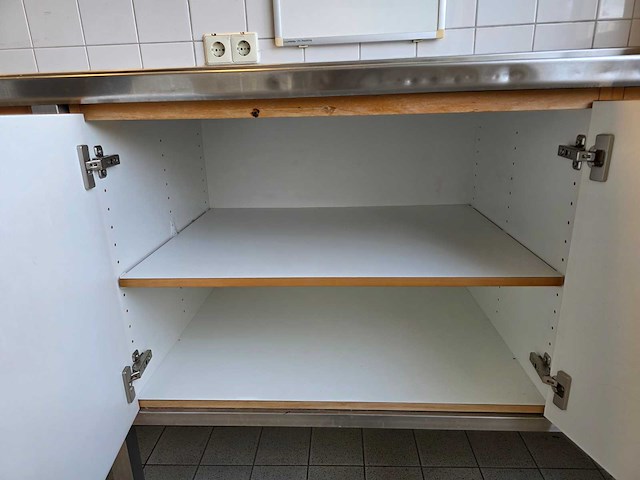 Rvs/trespa werktafel - afbeelding 6 van  8