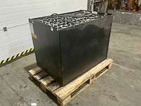 R&w 80 volt tractie accu - afbeelding 1 van  9