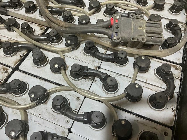 R&w 80 volt tractie accu - afbeelding 7 van  9