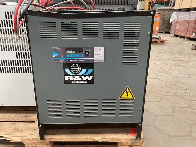 R&w serie 2 acculader - afbeelding 2 van  4