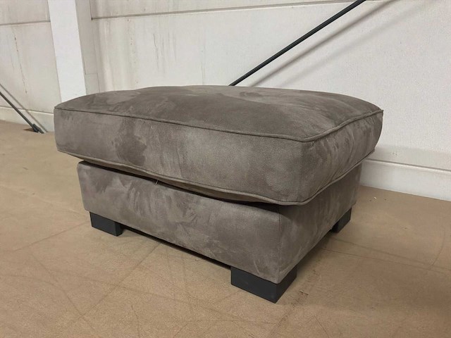 Ryan poef - afbeelding 10 van  10