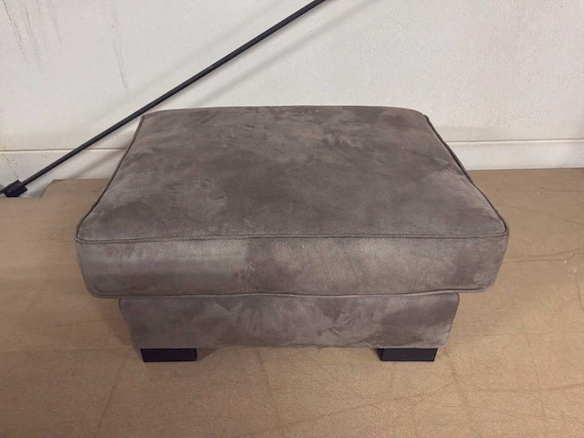 Ryan poef - afbeelding 4 van  10