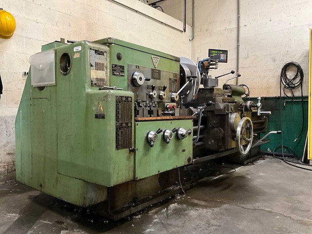 Ryazan machine tool works 1m63 horizontale draaibank - afbeelding 1 van  16