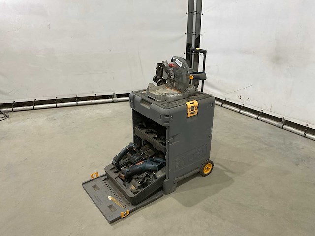 Ryobi - cirkelzaag en toebehoren - afbeelding 1 van  10